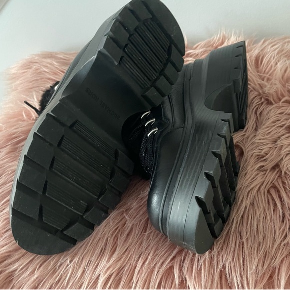 Black Women's Platform Sneakers - Picture 10 of 10